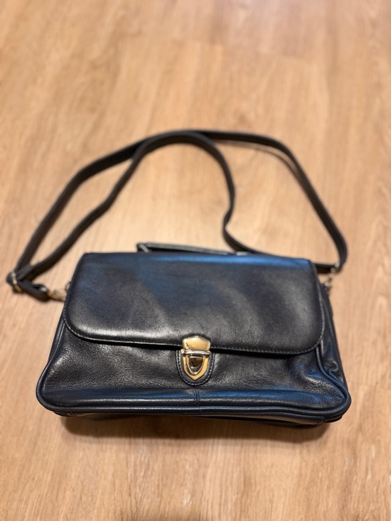 Handbags - Valenti Vintage Leather Classic Black Crossbody Bag with Gold Hardware
